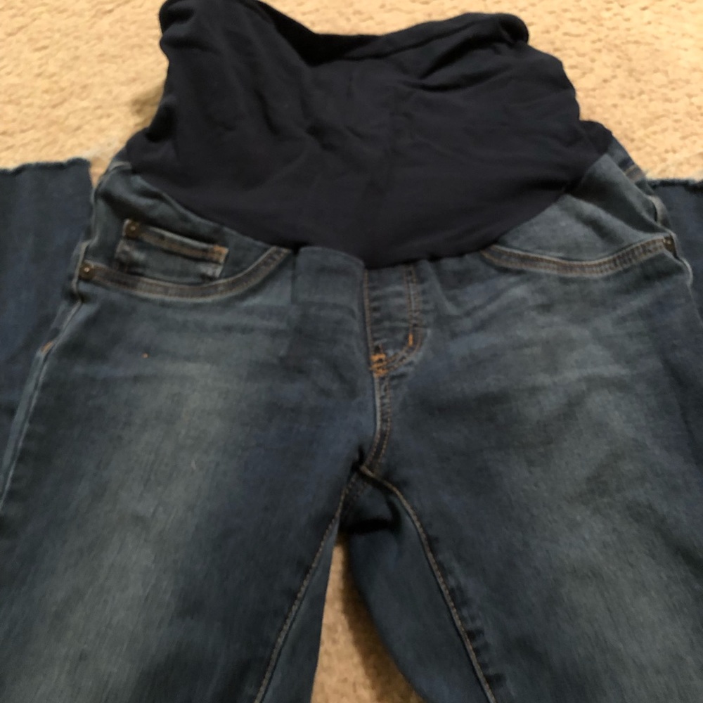 Maternity clothes small sizes